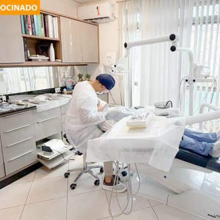 Fim do medo? Implante dentário ganha força em Campo Grande