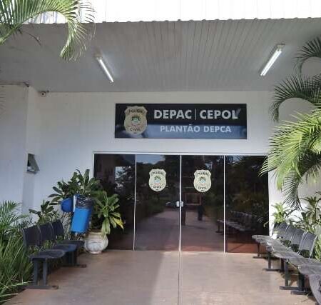 Homem denuncia extorsão após cadastro em site de relacionamentos