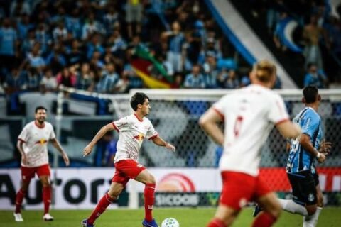 Bragantino arranca empate com o Grêmio fora de casa e encosta no G-4