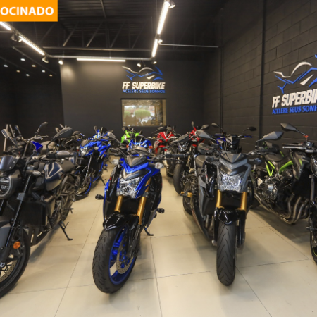 Referência em motos esportivas, FF Superbike reinaugura loja com festa