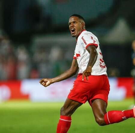 Zagueiro que atacou árbitra de MS com fala machista é suspenso por 12 jogos