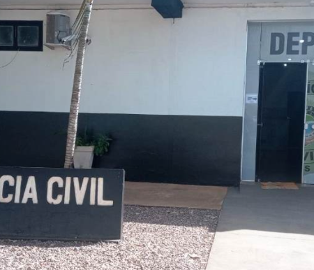 Idoso é preso após oferecer dinheiro a adolescente por sexo