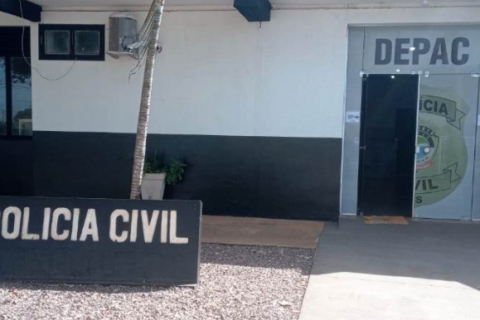 Idoso é preso após oferecer dinheiro a adolescente por sexo