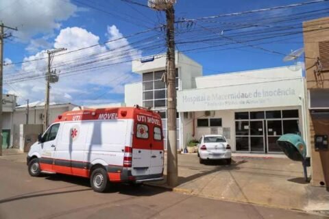 Médicos que recebiam até R$ 73 mil estão impedidos de ganhar mais que R$ 27 mil