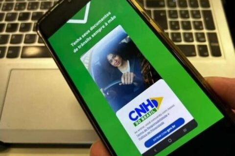 Congresso prorroga por 60 dias renovação automática da CNH