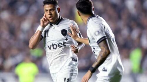 Botafogo vence o Vasco em São Januário e quebra invencibilidade do rival