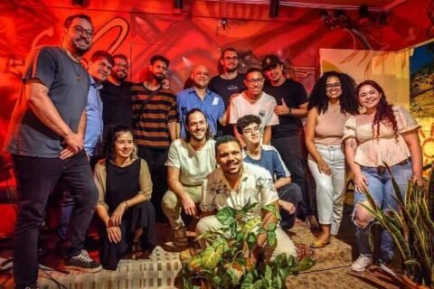 Quer pensar fora da caixa? Bar tem debate filosófico hoje