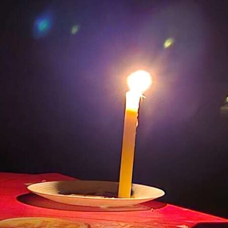 Sem energia, moradores enfrentaram madrugada de “calorão” e à luz de velas