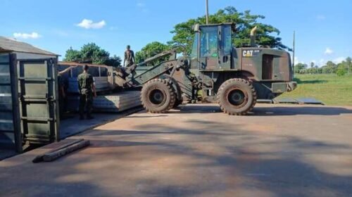 Exército envia novo comboio para montar ponte provisória sobre o Rio do Peixe