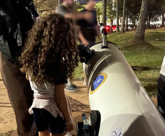 Clube promove observação astronômica gratuita na UFMS