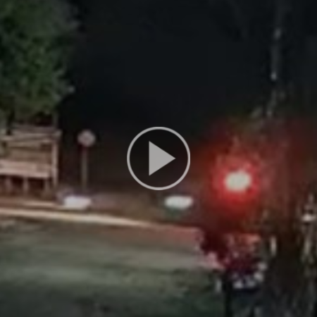 Adolescente de 17 anos morre ao cair de moto durante abordagem da PM