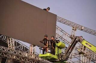 Com 120 toneladas de ferro, palco da Expogrande terá decoração regional Com 120 toneladas de ferro, palco da Expogrande terá decoração regional