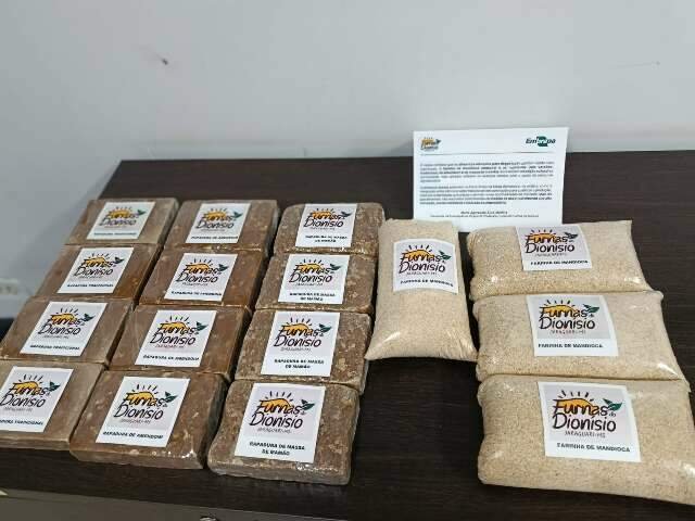 Rapadura e farinha de quilombolas de MS participam de feira da Embrapa no DF