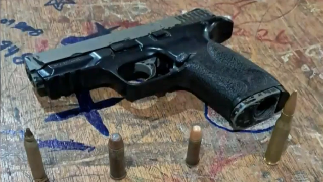 Após ameaça de tiroteio, réplica de arma e munições são apreendidas em escola