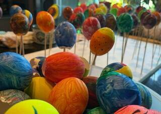 Há 13 anos, Glau mantém viva tradição familiar de ovos cri cri 