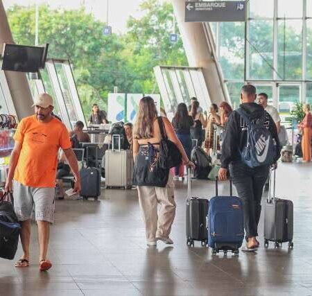 Rodoviária de Campo Grande estima mais de 24 mil passageiros no feriado