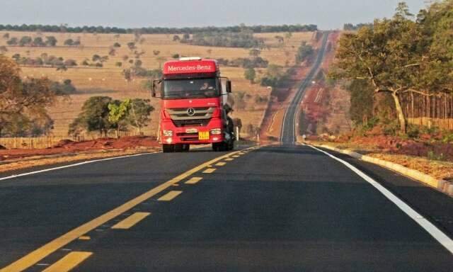 Agesul lança pacote de licitações para pavimentação em quatro cidades de MS