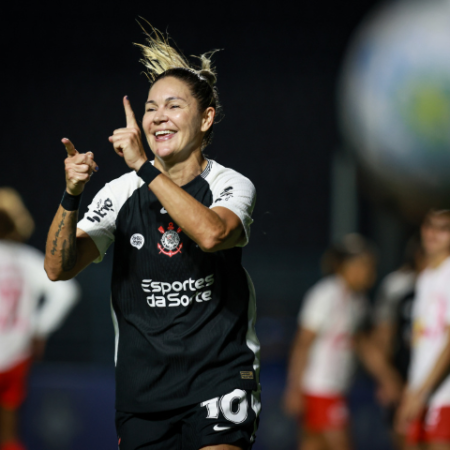 Corinthians vence Juventude e Bahia derrota Flamengo no Brasileiro