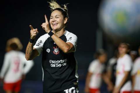 Corinthians vence Juventude e Bahia derrota Flamengo no Brasileiro