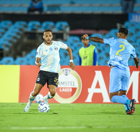Grêmio perde na estreia da Sul-Americana e fica na lanterna do grupo