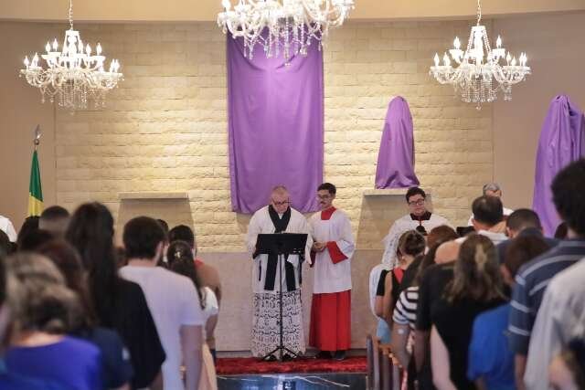 Veja programação de missas e celebrações do sábado ao Domingo de Páscoa