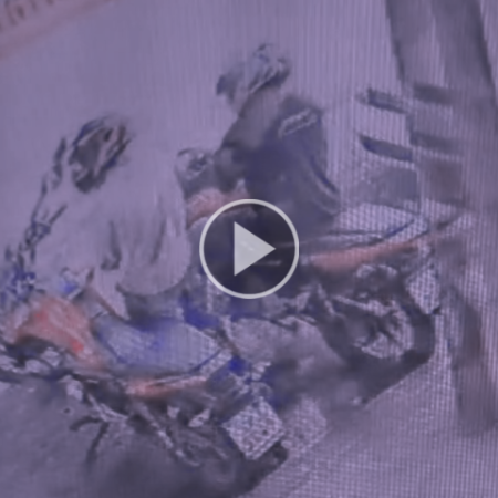 Dupla usa chave mestra e furta moto em frente a Belmar Fidalgo