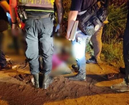 Bilhete de “não roubar” é deixado junto a corpo encontrado na fronteira