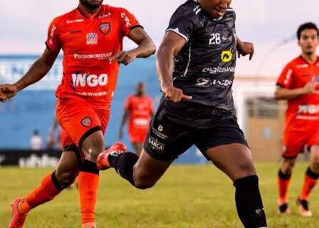 Sob chuva nas Moreninhas, Operário empata com time goiano na Série D