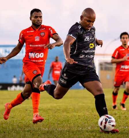 Sob chuva nas Moreninhas, Operário empata com time goiano na Série D