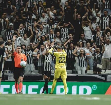 Atlético-MG vence Athletico-PR e embala segunda vitória seguida