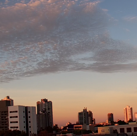 Quarta-feira será de calor e risco de tempestades em MS