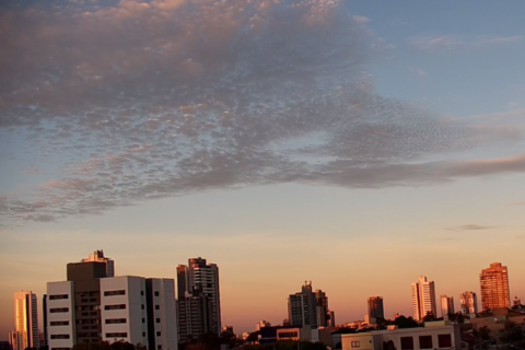 Quarta-feira será de calor e risco de tempestades em MS