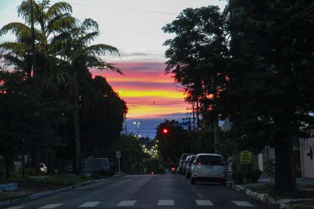 Sol aparece, mas instabilidade continua e mantém risco de tempestades em MS