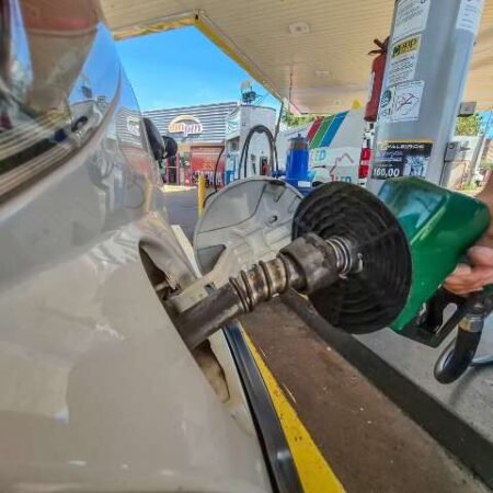 ANP autua posto em Água Clara por aditivar combustível sem autorização