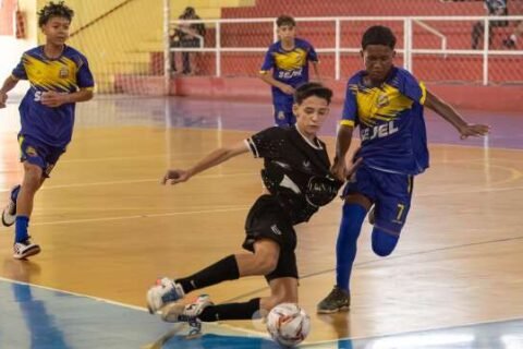 Copa Pelezinho tem 42 gols na estreia da 11ª edição