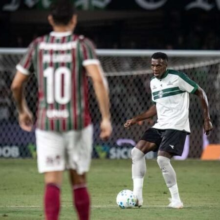 Fluminense empata com o Coritiba em jogo marcado por polêmica do VAR