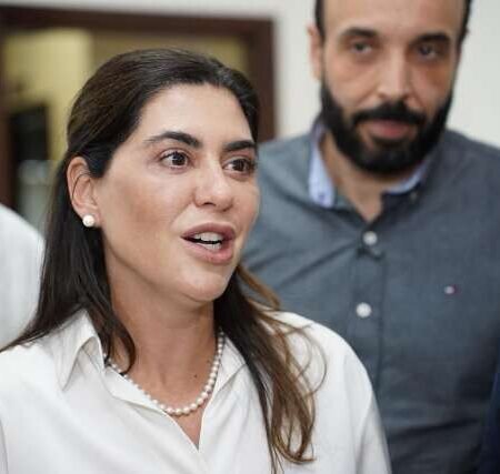 Com federação “inchada”, ex-secretária deixa PP para disputar eleição pelo PSDB