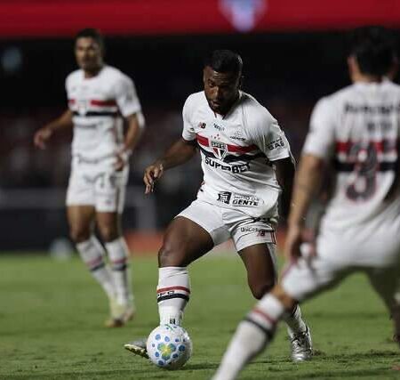 São Paulo vence Juventude no Morumbi e larga na frente na Copa do Brasil