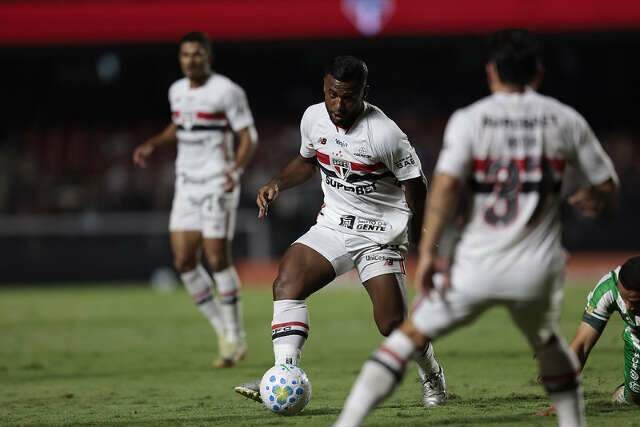 São Paulo vence Juventude no Morumbi e larga na frente na Copa do Brasil