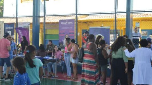 Mutirão leva 300 serviços ao Anache e atrai público até de outra cidade