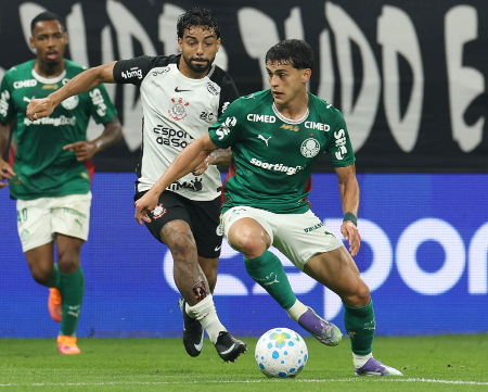 Palmeiras empata com dois a mais e perde chance de disparar na liderança