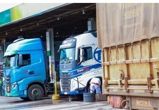 Detran identifica 2 mil fraudes em cadastro de caminhões sem vistoria