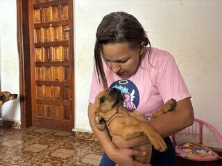 Não pode adotar? Apadrinhe um "anjo" que sobreviveu a violência em Campo Grande