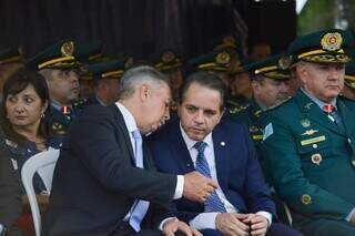 Riedel garante promoções a partir de maio durante entrega da Medalha Tiradentes