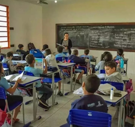 Senado aprova piso de R$ 5,1 mil para professores da educação básica