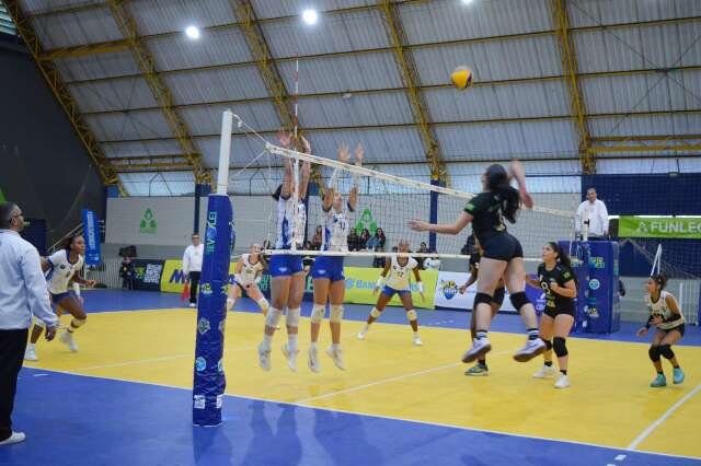 Jovens promessas do vôlei disputam vaga na elite do Brasileiro na Capital