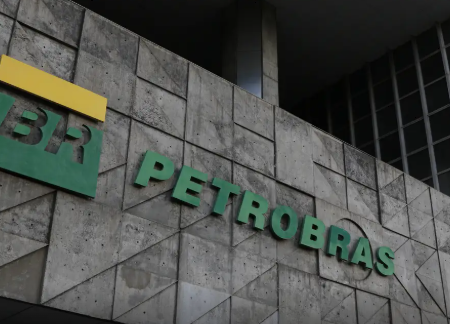 Petrobras reduz diesel em R$ 0,35 por litro a partir desta segunda-feira