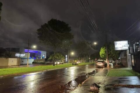 Chuva muda o tempo e derruba temperatura em 10°C na fronteira