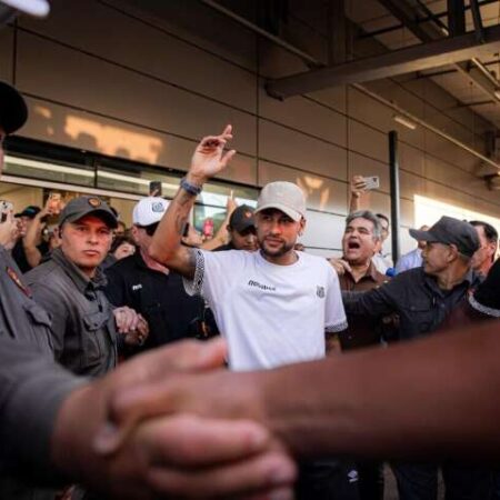 Com Neymar, Santos vai à fronteira de MS buscar 1ª vitória na Sul-Americana