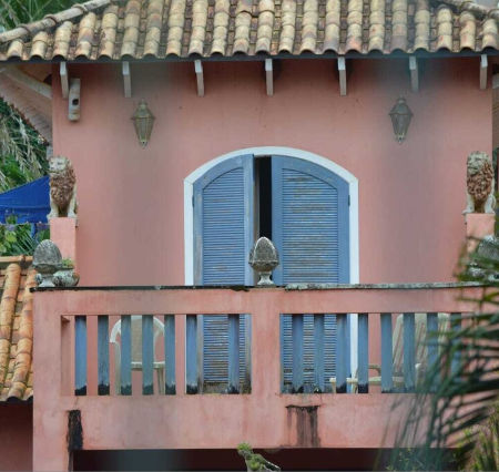 Polícia descarta feminicídio de fisioterapeuta encontrada em casa